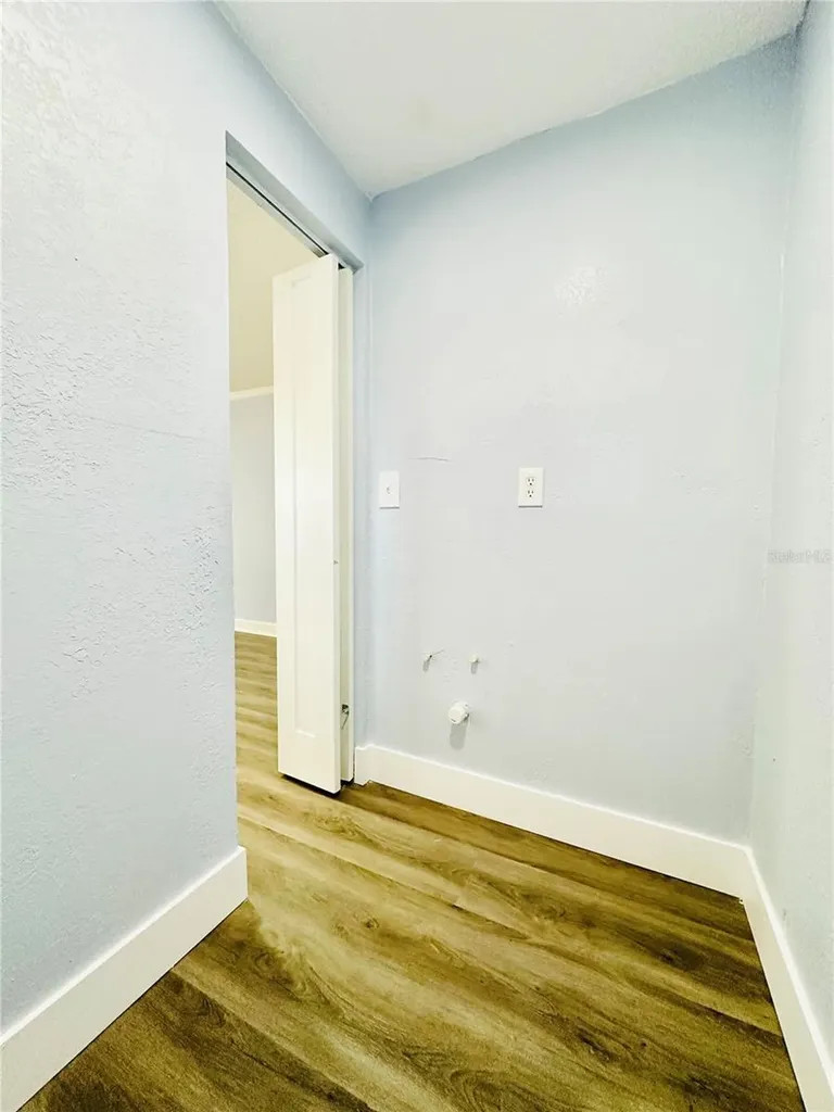 8203 Olivewood Place Tampa FL 33615