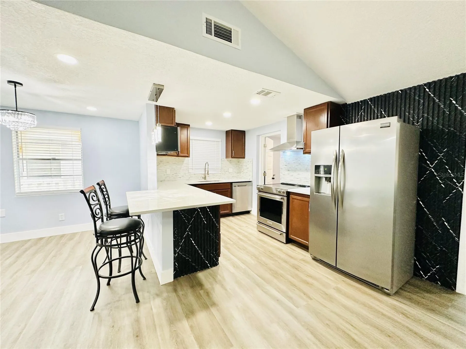 8203 Olivewood Place Tampa FL 33615