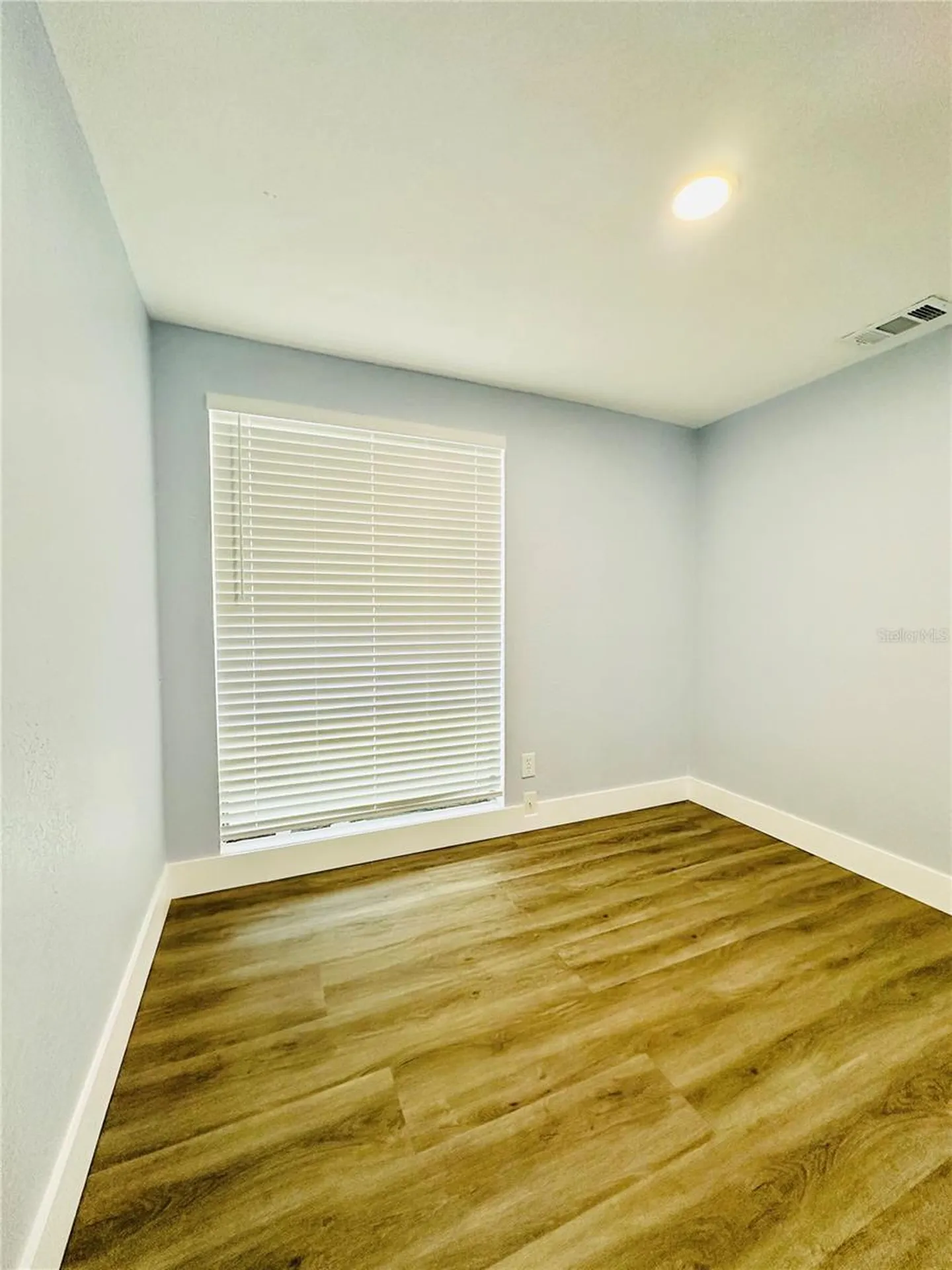 8203 Olivewood Place Tampa FL 33615
