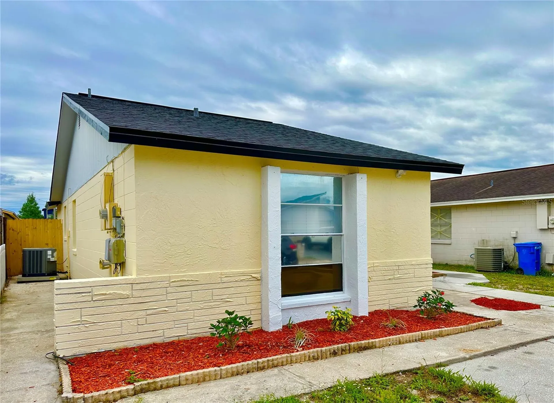 8203 Olivewood Place Tampa FL 33615