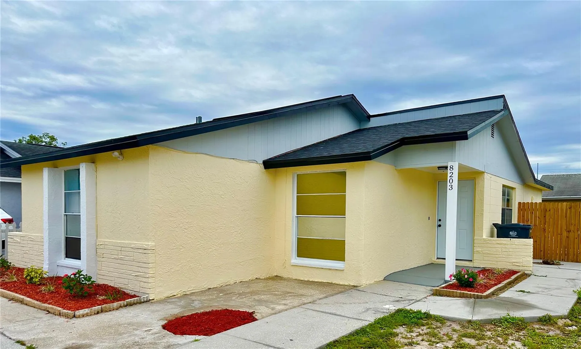 8203 Olivewood Place Tampa FL 33615