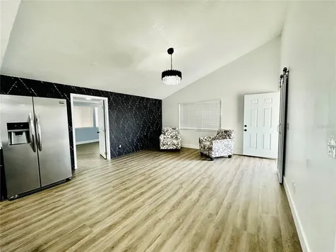 8203 Olivewood Place Tampa FL 33615