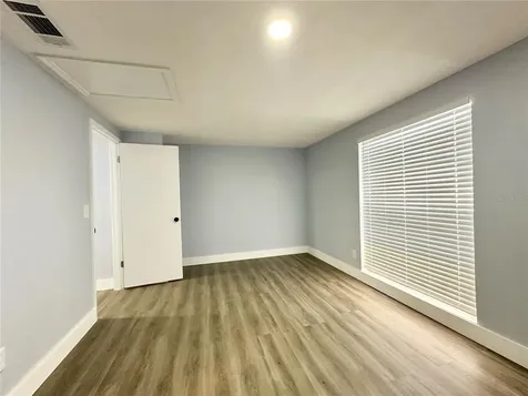 8203 Olivewood Place Tampa FL 33615