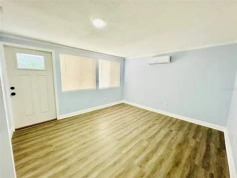 8203 Olivewood Place Tampa FL 33615