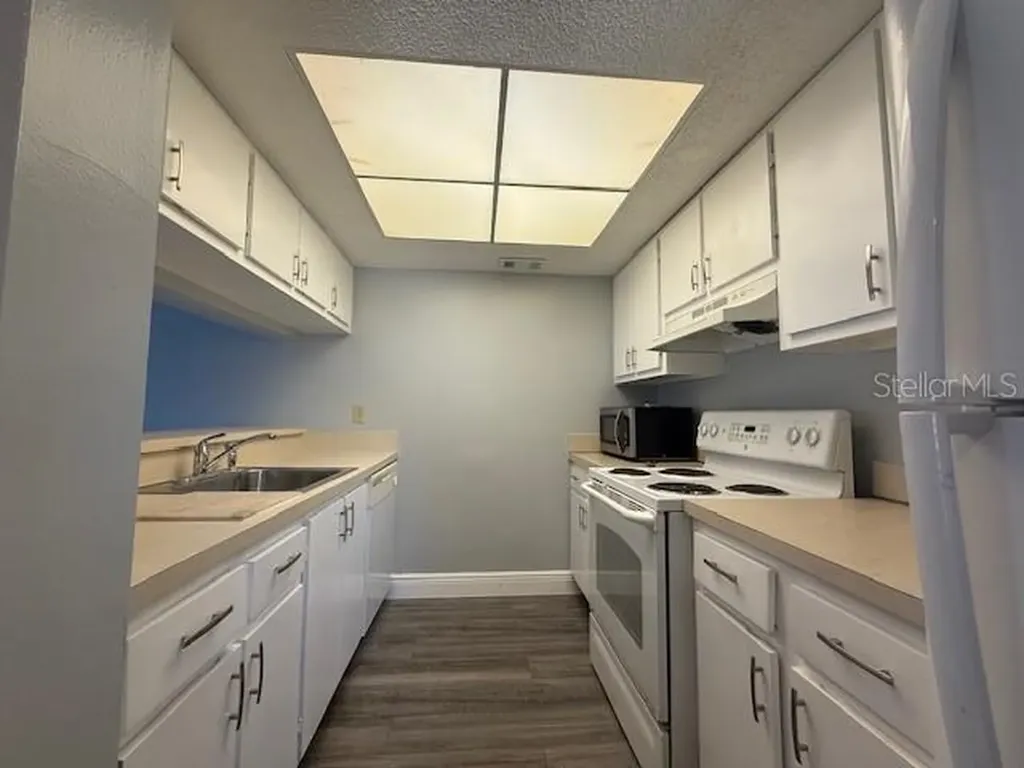 1656 Sunny Brook Lane NE Palm Bay FL 32905