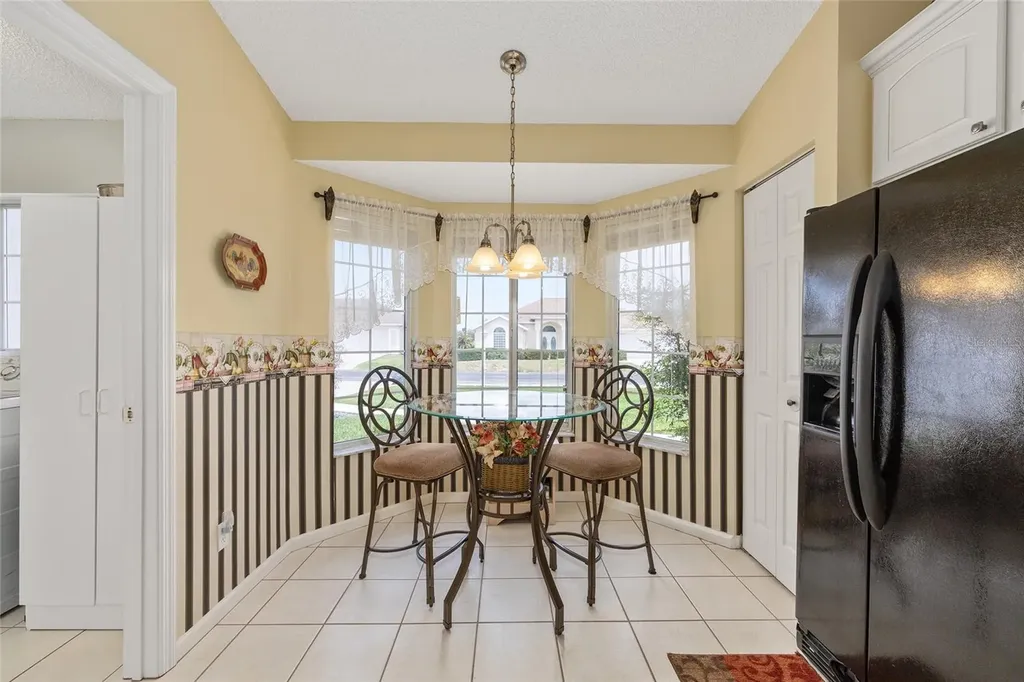 5046 NW 21st Loop Ocala FL 34482