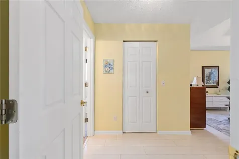 5046 NW 21st Loop Ocala FL 34482