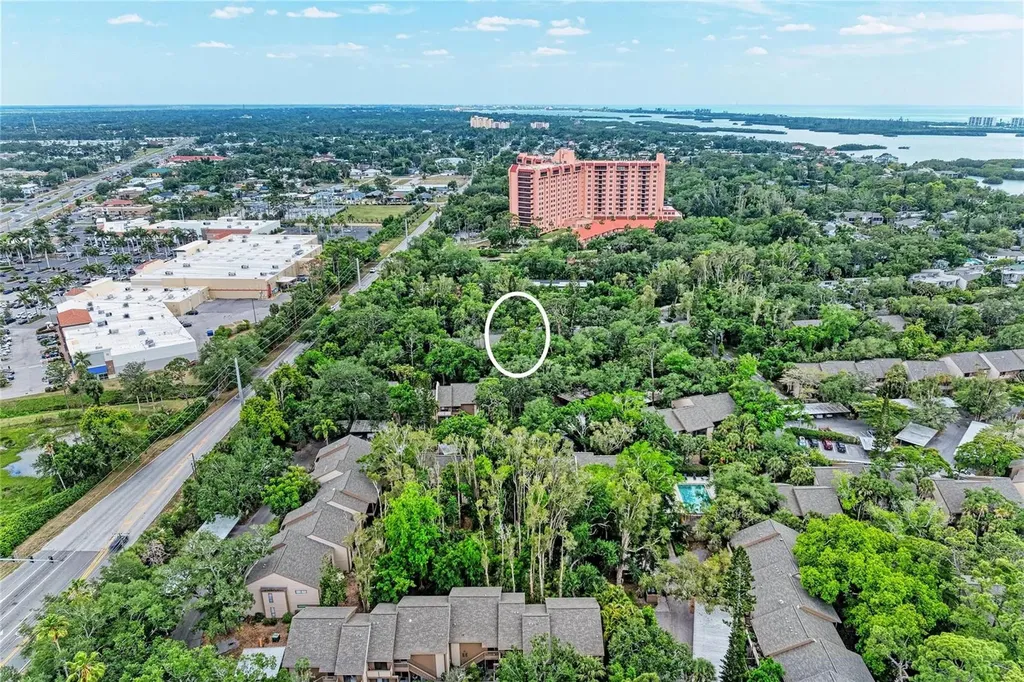 1709 Clower Creek Drive Sarasota FL 34231