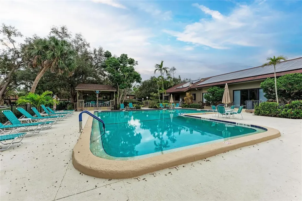 1709 Clower Creek Drive Sarasota FL 34231