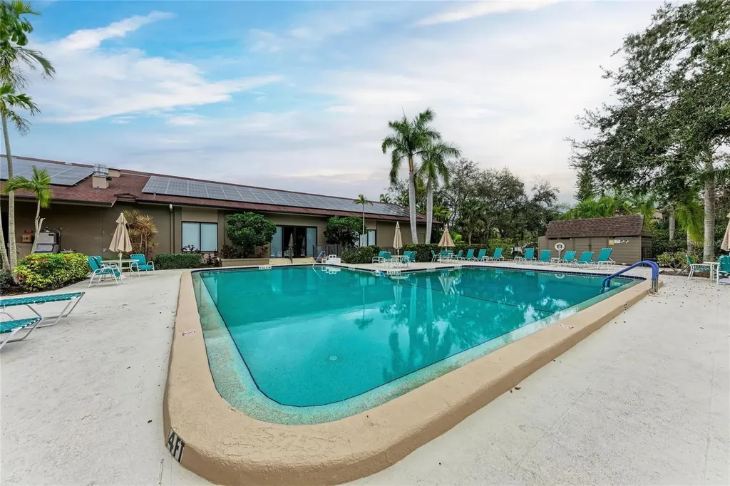 1709 Clower Creek Drive Sarasota FL 34231