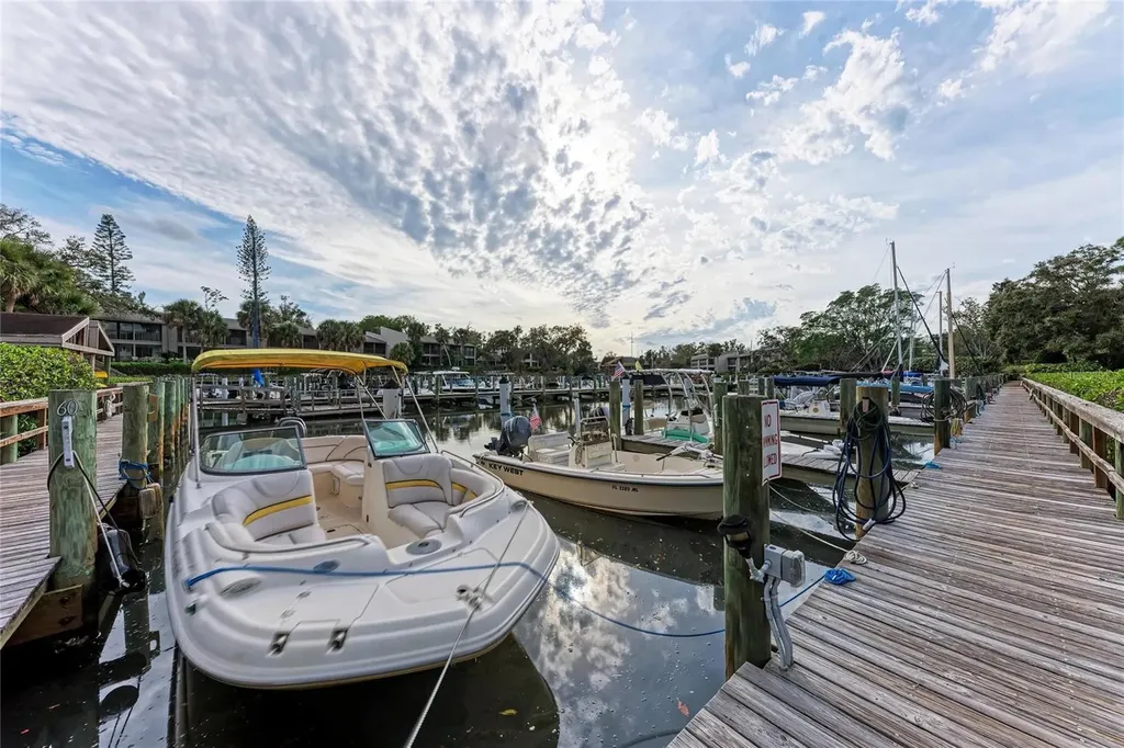 1709 Clower Creek Drive Sarasota FL 34231