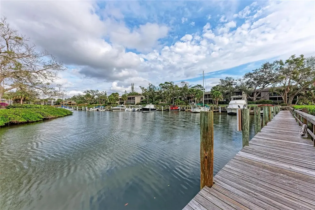 1709 Clower Creek Drive Sarasota FL 34231