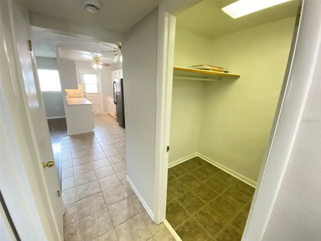 320 Lakeview Street Orlando FL 32804