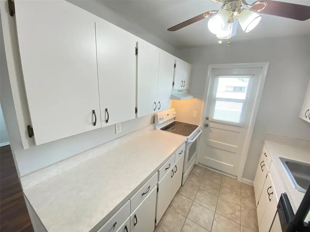 320 Lakeview Street Orlando FL 32804