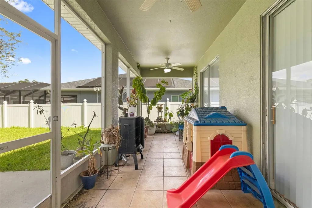 1620 Grand Heritage Boulevard Valrico FL 33594