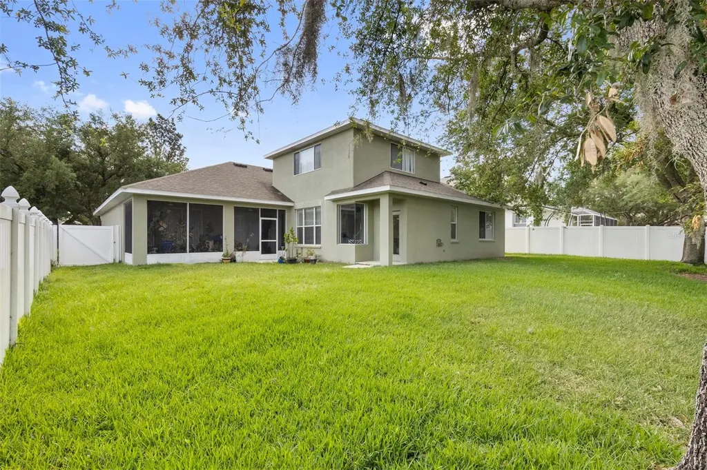 1620 Grand Heritage Boulevard Valrico FL 33594