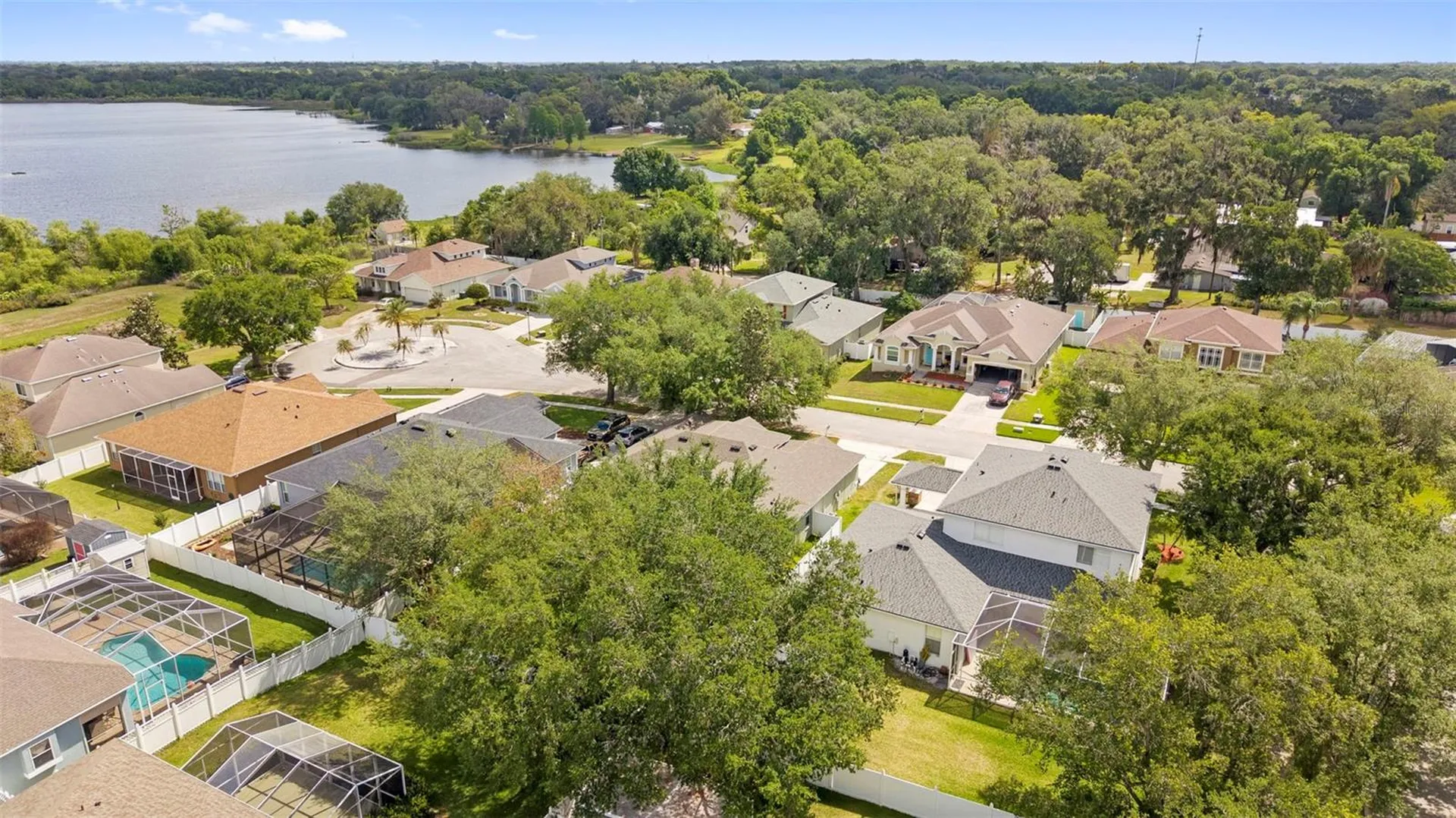 1620 Grand Heritage Boulevard Valrico FL 33594