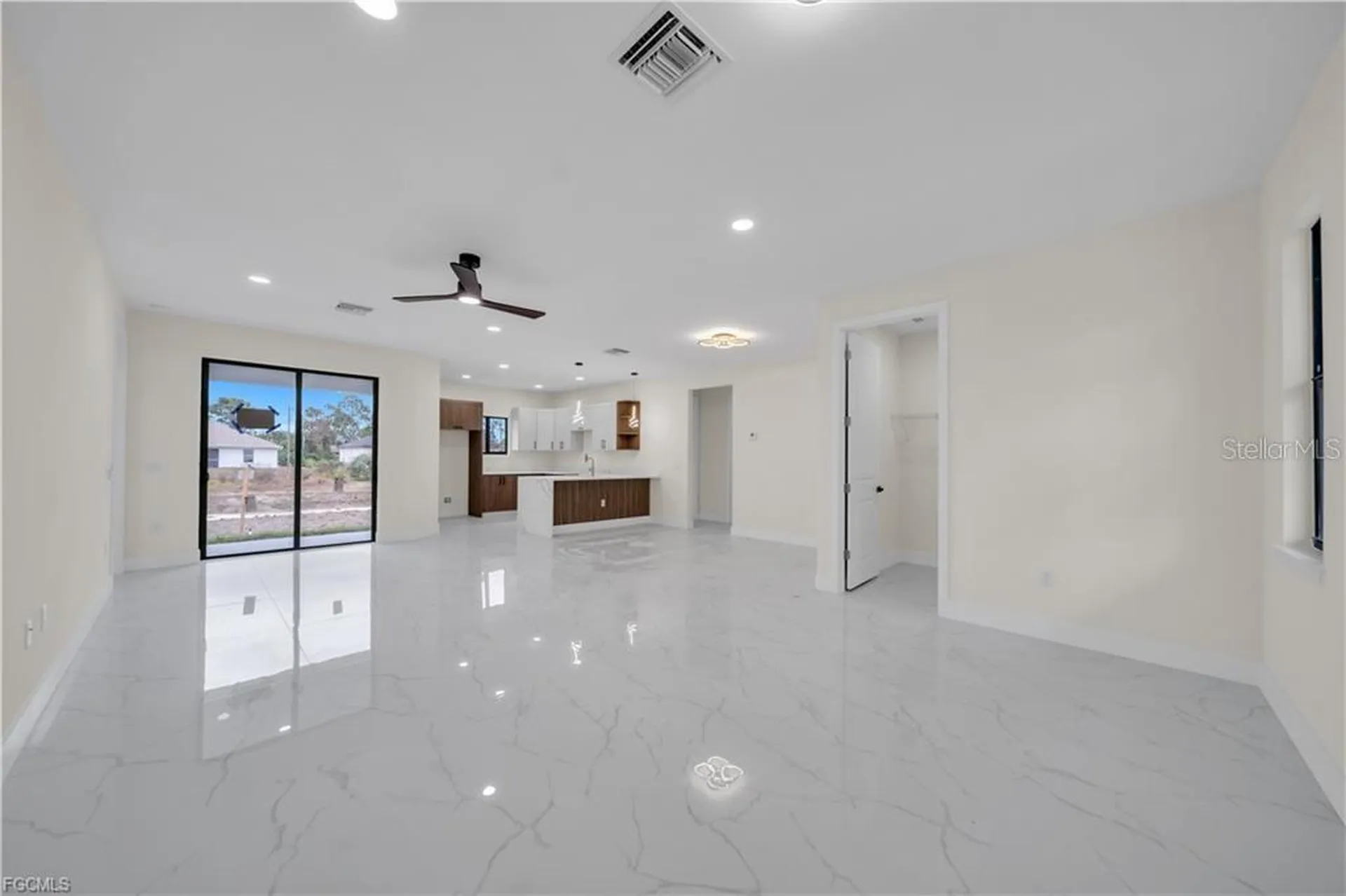 2903 Villa Avenue S Lehigh Acres FL 33976