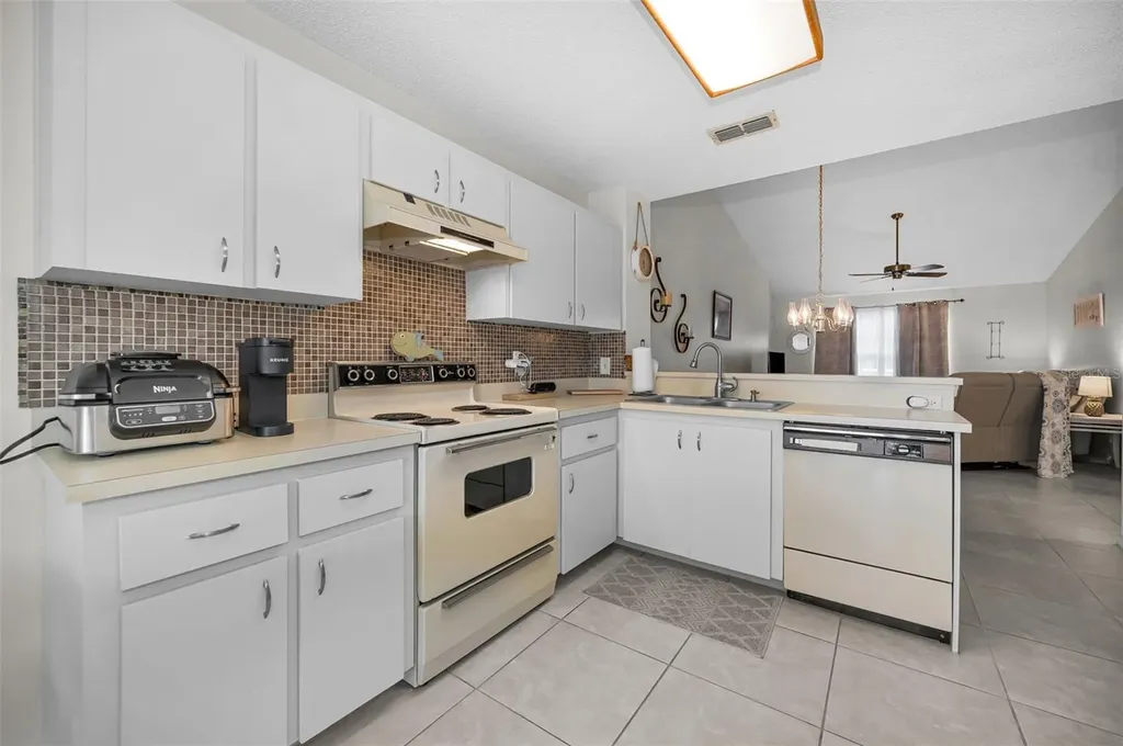 7837 Hardwick Drive New Port Richey FL 34653