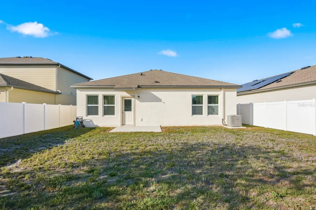 35145 Daisy Meadow Loop Zephyrhills FL 33541