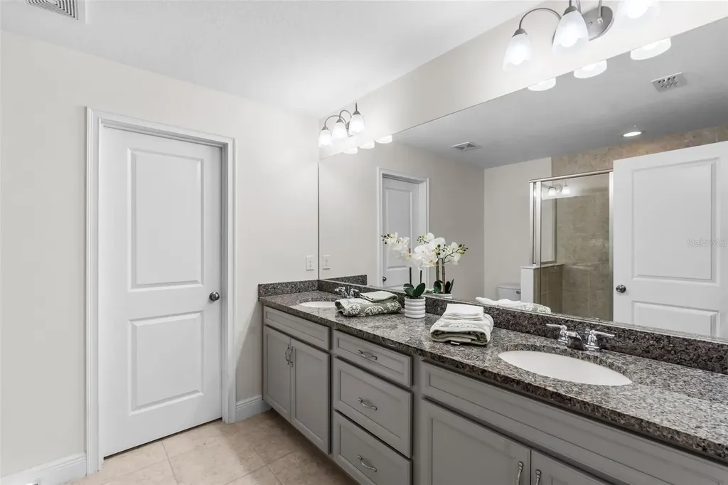14221 Pondhawk Tampa FL 33625
