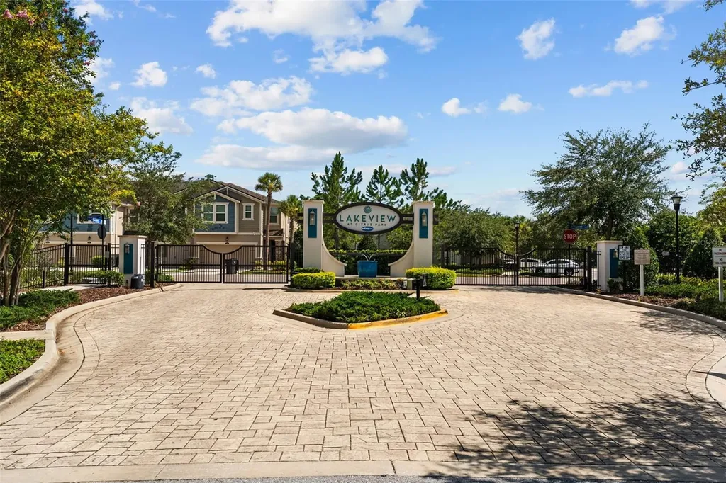 14221 Pondhawk Tampa FL 33625