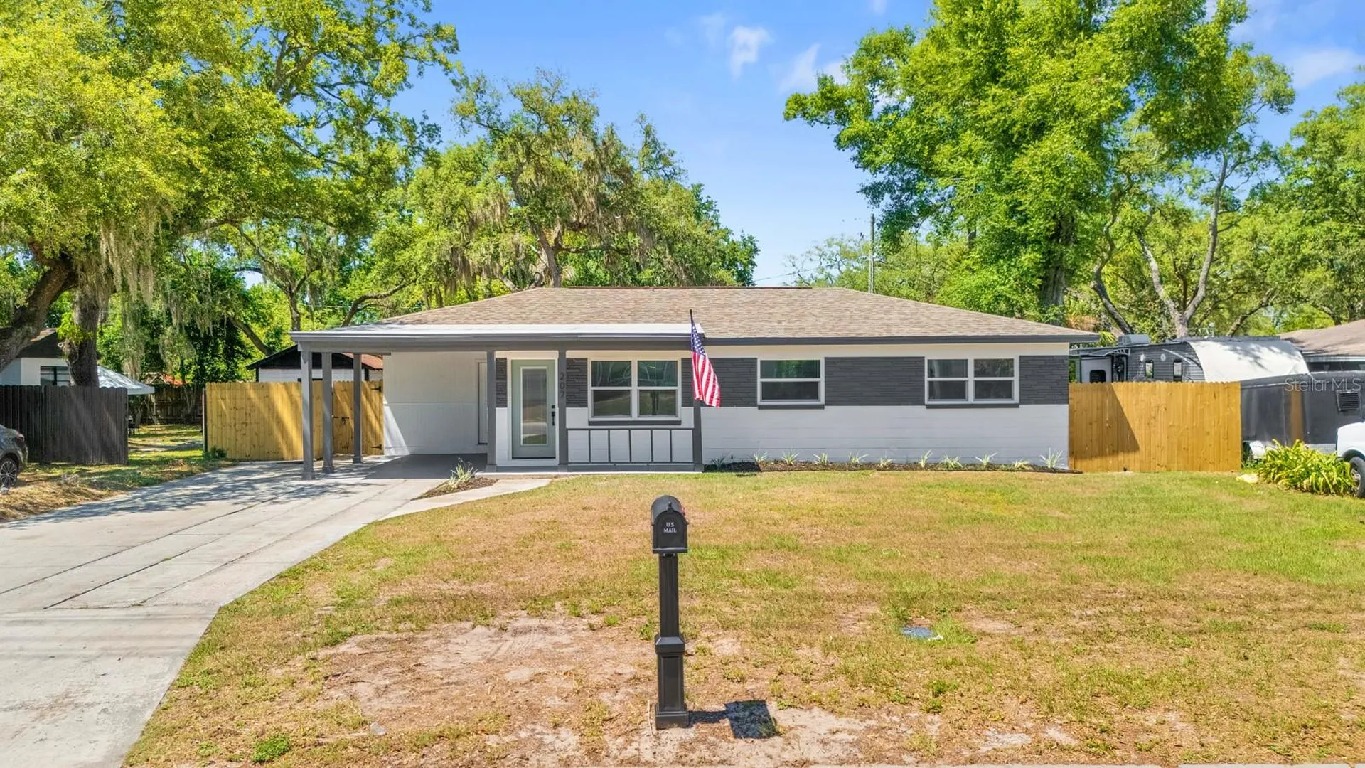 207 W Bougainvillea Avenue Tampa FL 33612