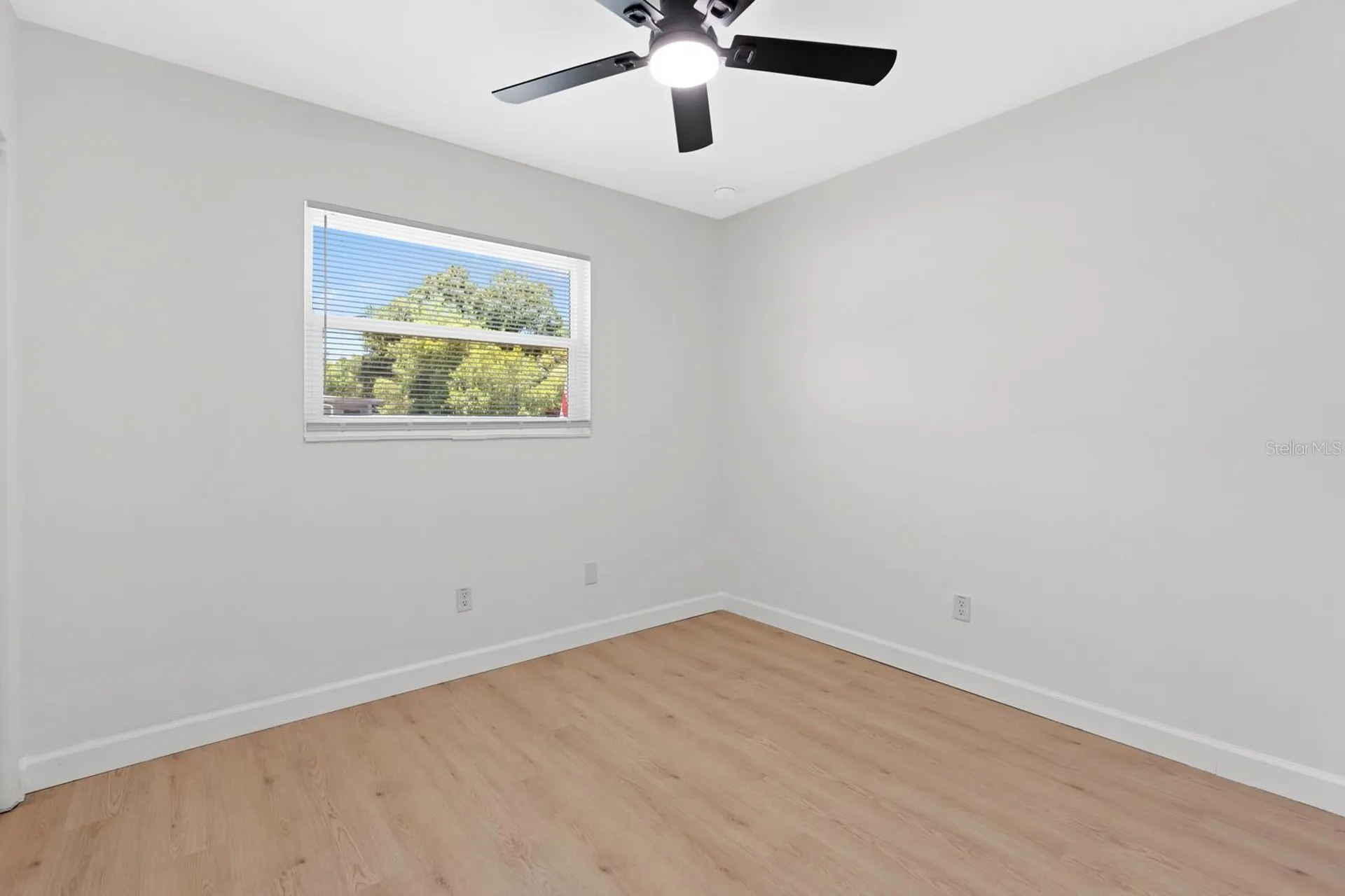 207 W Bougainvillea Avenue Tampa FL 33612