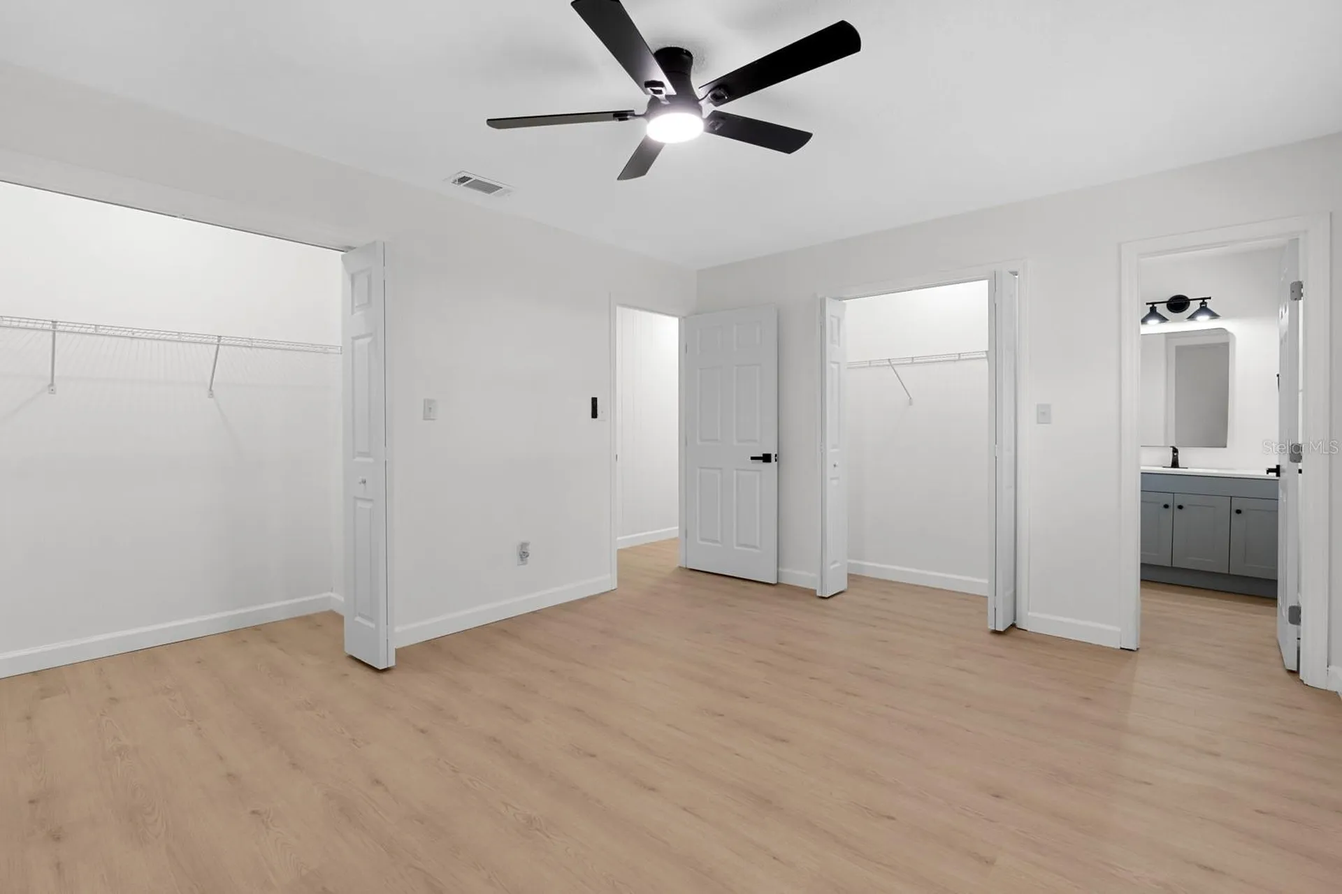 207 W Bougainvillea Avenue Tampa FL 33612