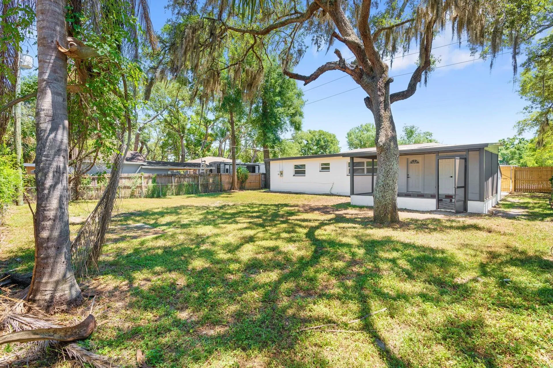 207 W Bougainvillea Avenue Tampa FL 33612