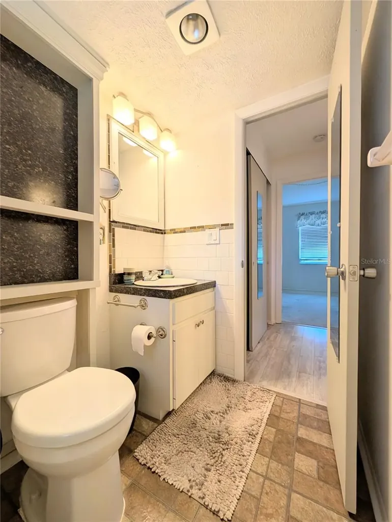 2319 Canal Drive Bradenton FL 34207