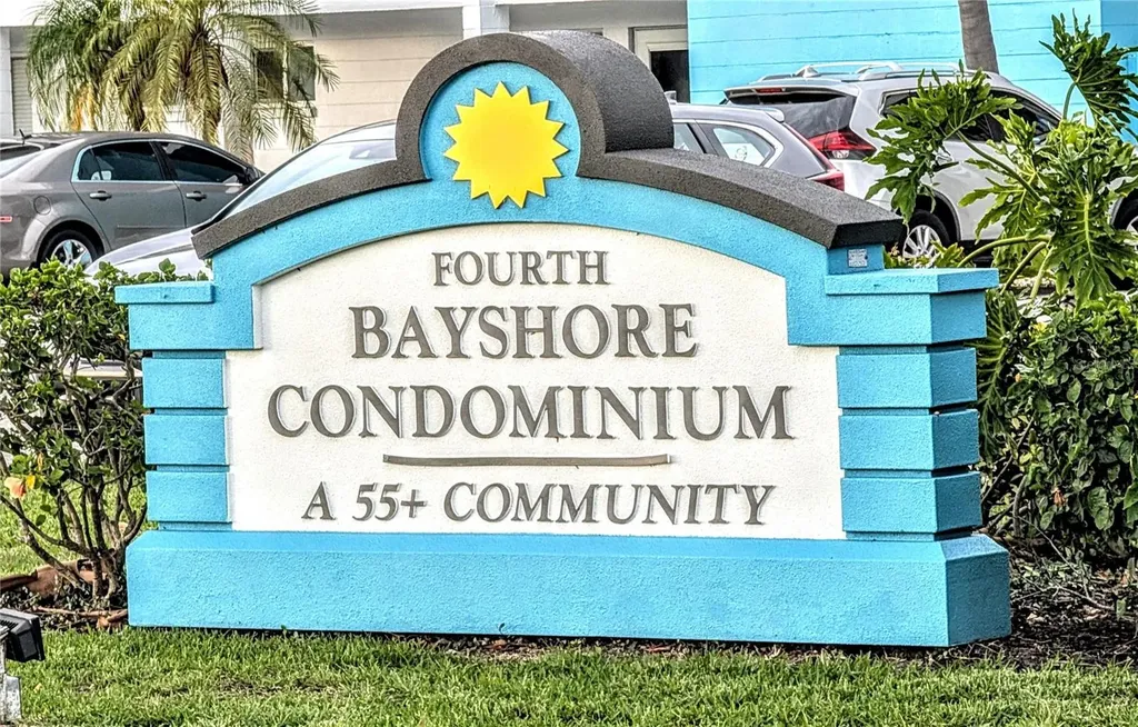2319 Canal Drive Bradenton FL 34207