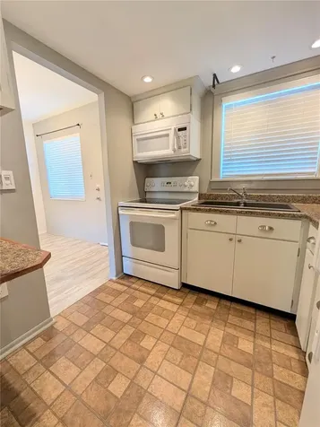 2319 Canal Drive Bradenton FL 34207