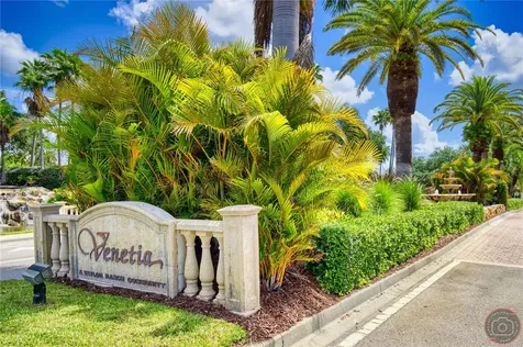 4528 Cancello Grande Avenue Venice FL 34293