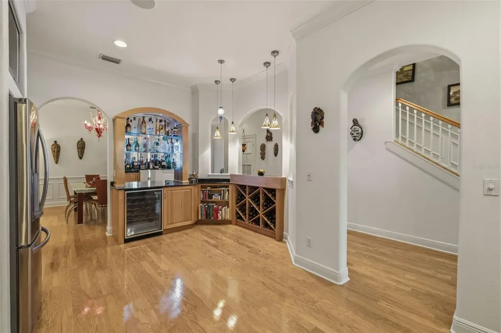 615 Saxony Boulevard St Petersburg FL 33716