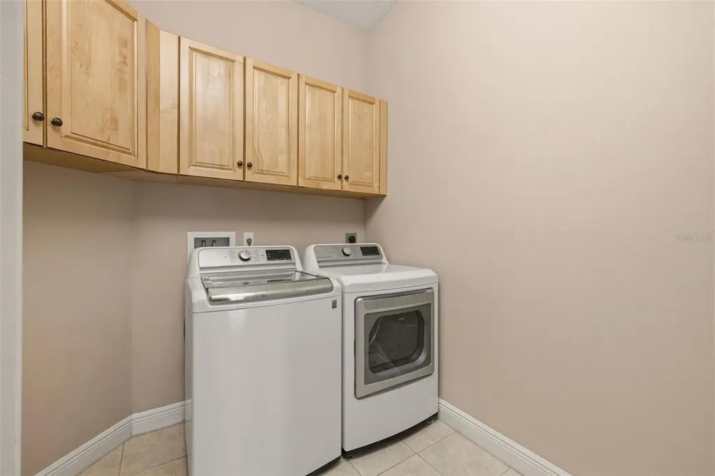 615 Saxony Boulevard St Petersburg FL 33716