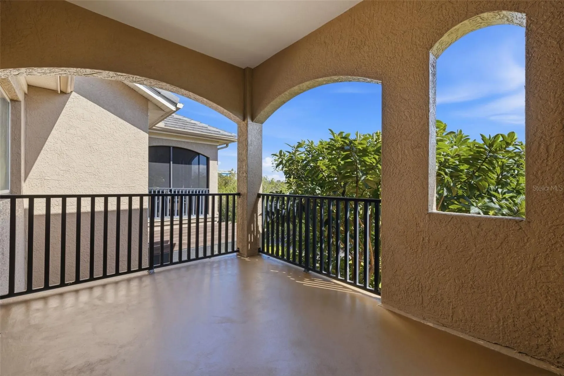 615 Saxony Boulevard St Petersburg FL 33716