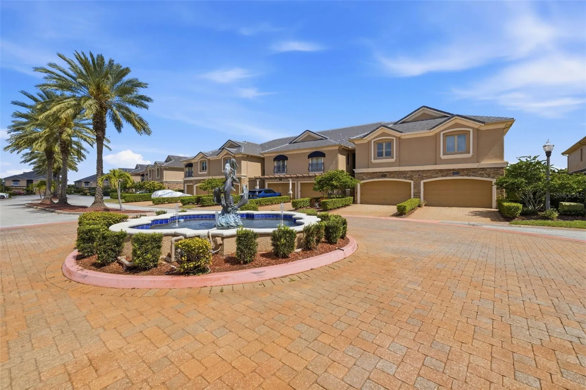 615 Saxony Boulevard St Petersburg FL 33716