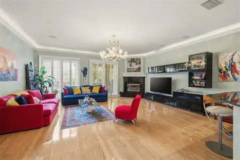 615 Saxony Boulevard St Petersburg FL 33716