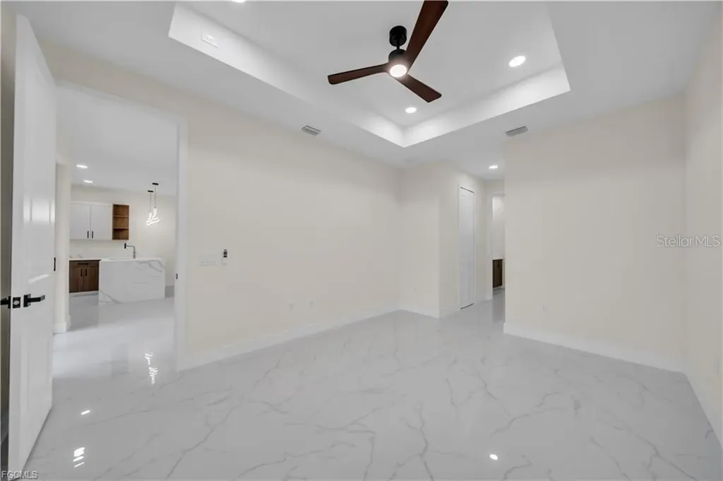 2901 Villa Avenue S Lehigh Acres FL 33976