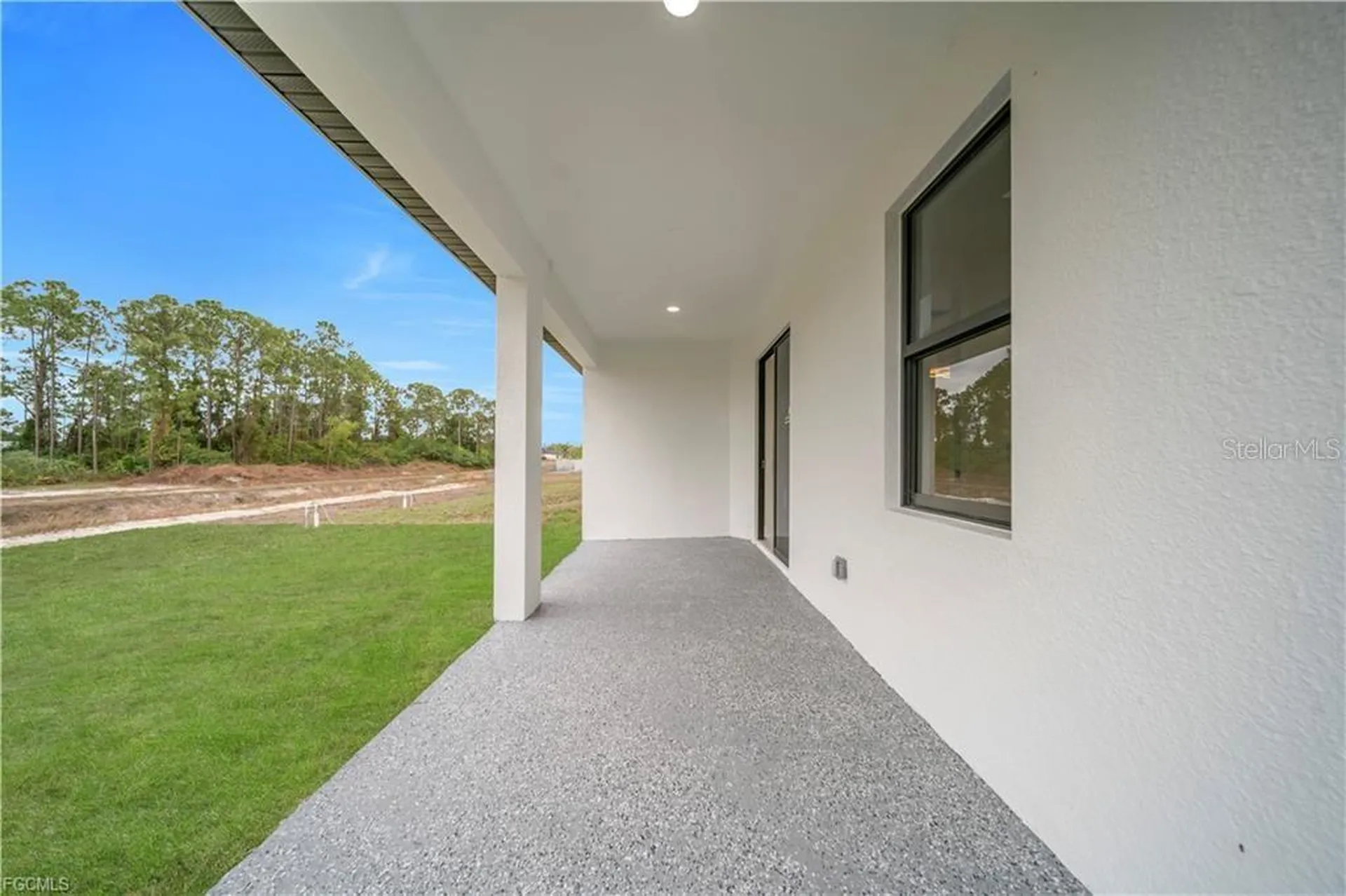 2901 Villa Avenue S Lehigh Acres FL 33976
