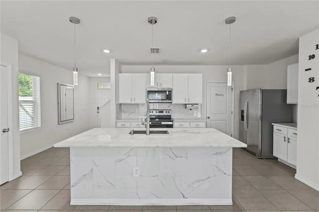 5750 Cape Primrose Drive Sarasota FL 34232