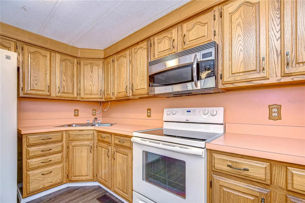 38725 Vulcan Circle Zephyrhills FL 33542