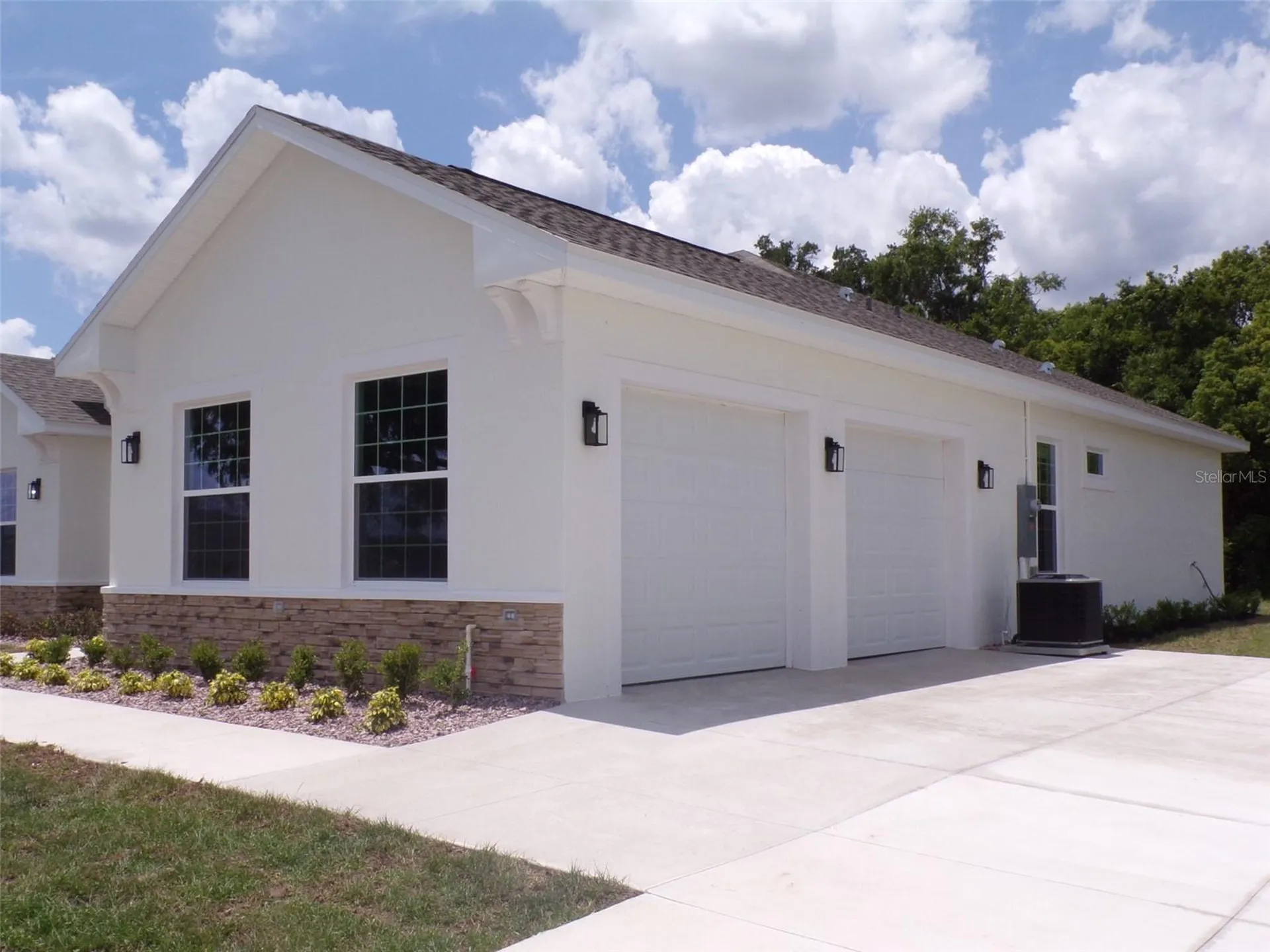 1970 NW 79 Loop Ocala FL 34475