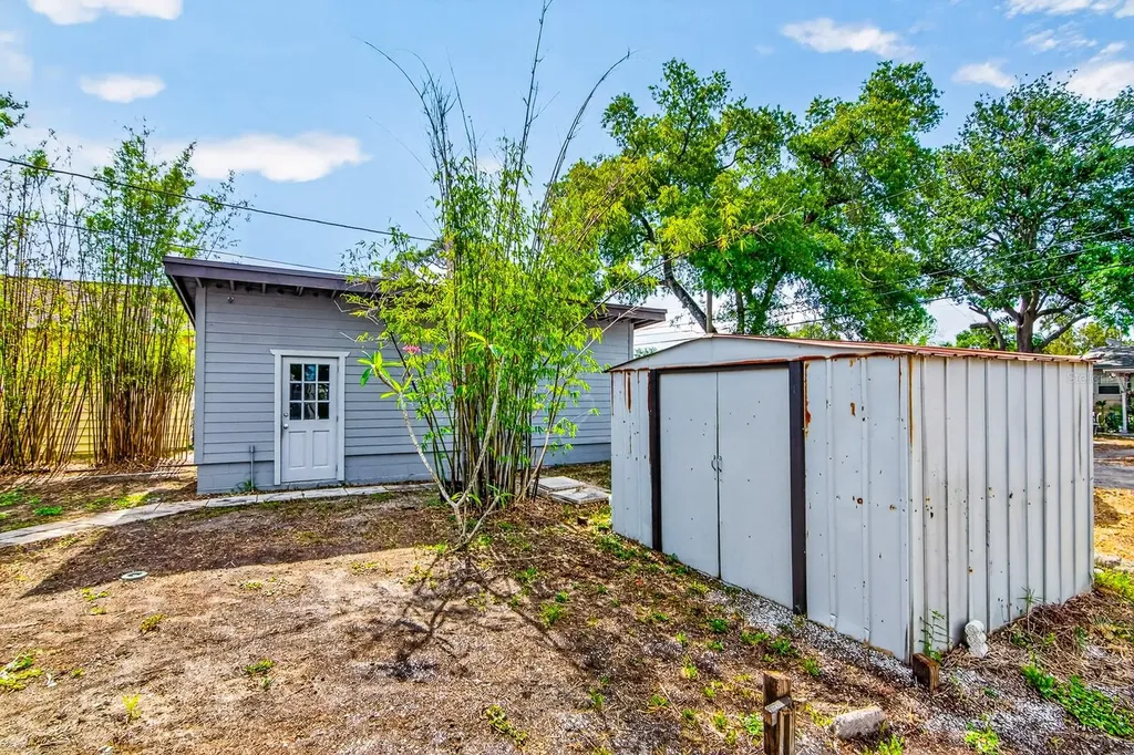 4950 30th Avenue N St Petersburg FL 33710