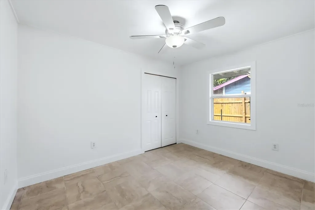 902 37th Street W Bradenton FL 34205