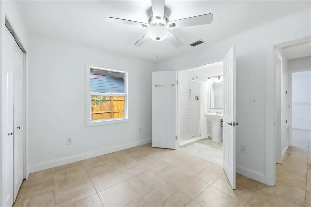 902 37th Street W Bradenton FL 34205