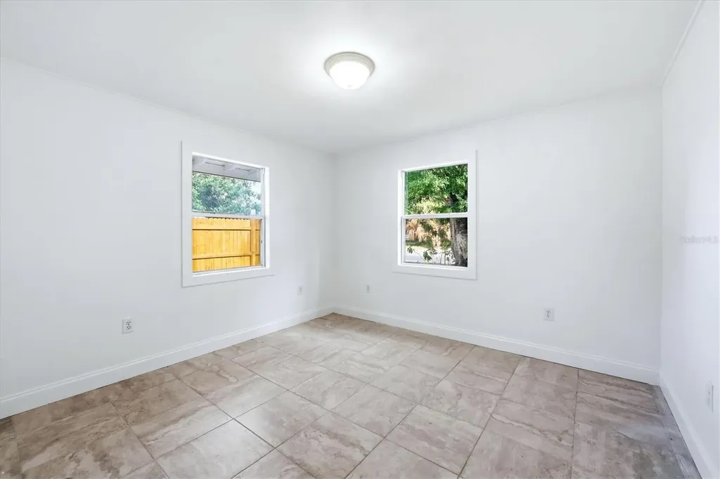 902 37th Street W Bradenton FL 34205