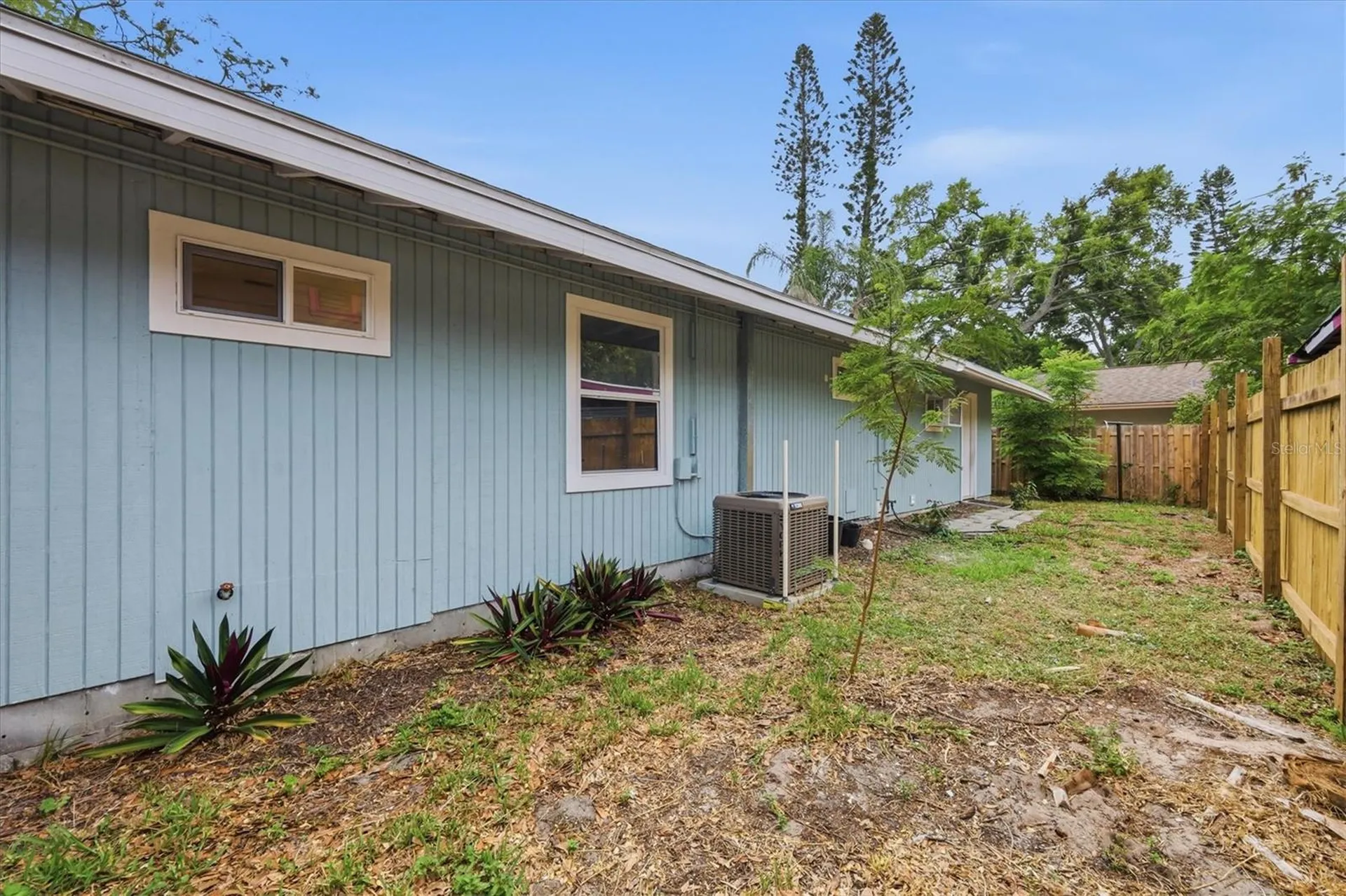 902 37th Street W Bradenton FL 34205