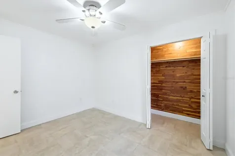 902 37th Street W Bradenton FL 34205